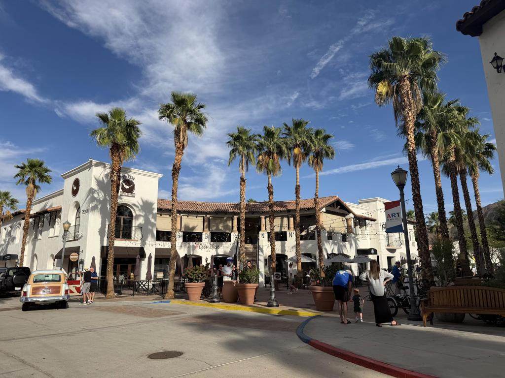 https://bt-photos.global.ssl.fastly.net/socal/orig_boomver_2_422343373-2.jpg