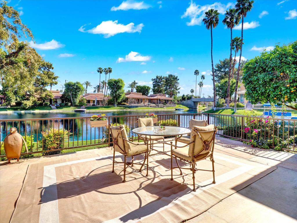 https://bt-photos.global.ssl.fastly.net/socal/orig_boomver_2_422372368-2.jpg