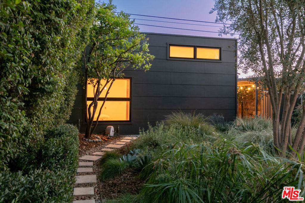 5676 Hub Street - Photo 1