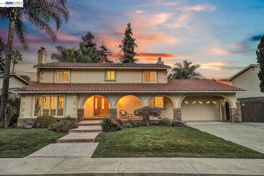 796 Posada Way - Photo 1