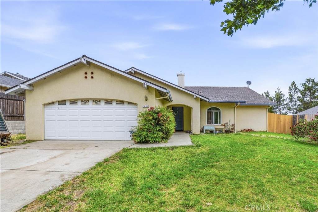 1035 Pioneer Trail - Photo 1