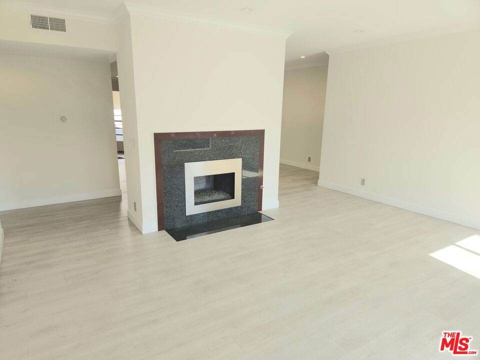 https://bt-photos.global.ssl.fastly.net/socal/orig_boomver_2_423083969-2.jpg