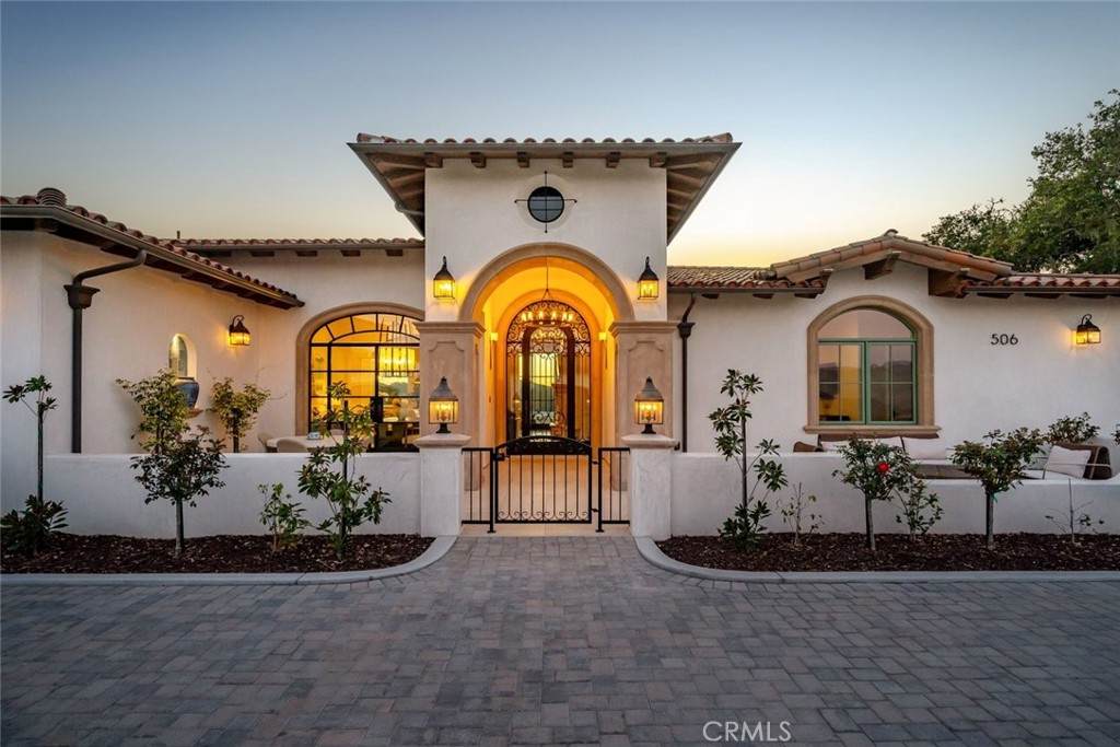 https://bt-photos.global.ssl.fastly.net/socal/orig_boomver_3_423277287-2.jpg