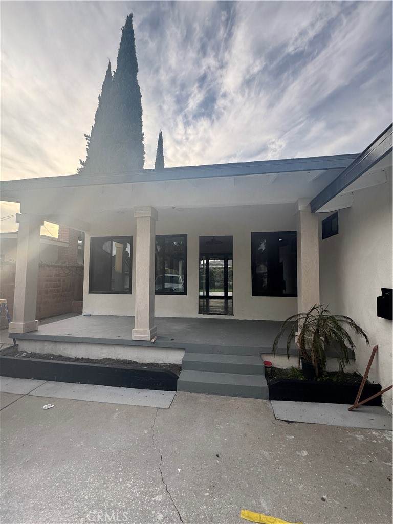 2715 Petaluma - Photo 1