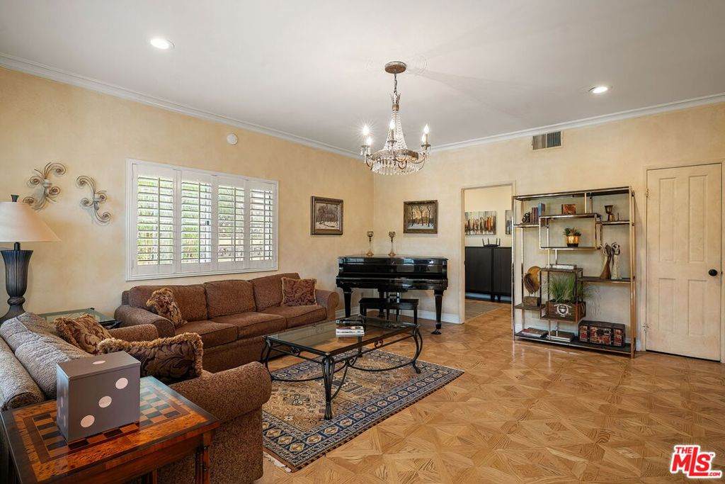 https://bt-photos.global.ssl.fastly.net/socal/orig_boomver_2_423662901-2.jpg