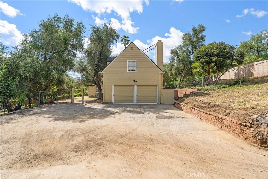 https://bt-photos.global.ssl.fastly.net/socal/orig_boomver_2_423966359-2.jpg