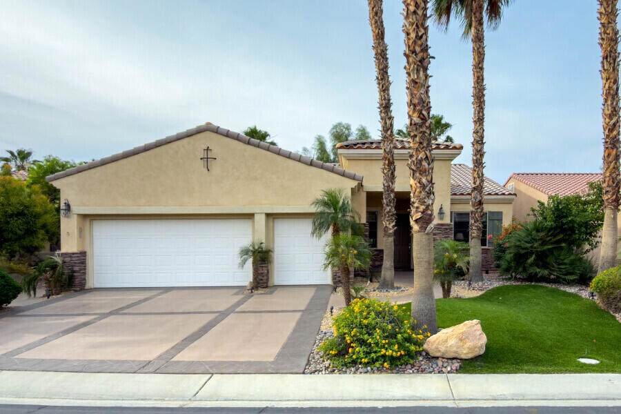 81083 Avenida Tres Lagunas - Photo 1