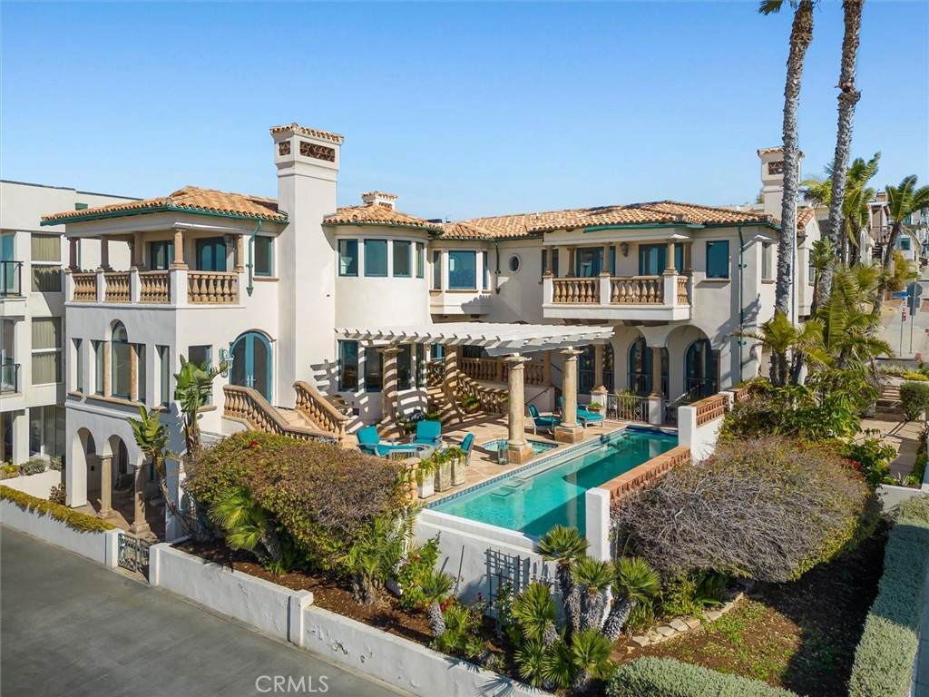 https://bt-photos.global.ssl.fastly.net/socal/orig_boomver_2_425813800-2.jpg