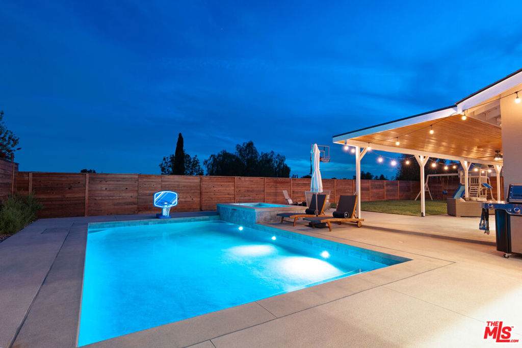 10510 Kurt Street - Photo 1