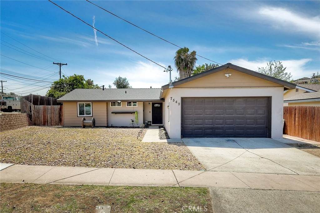 7549 Black Oak - Photo 1