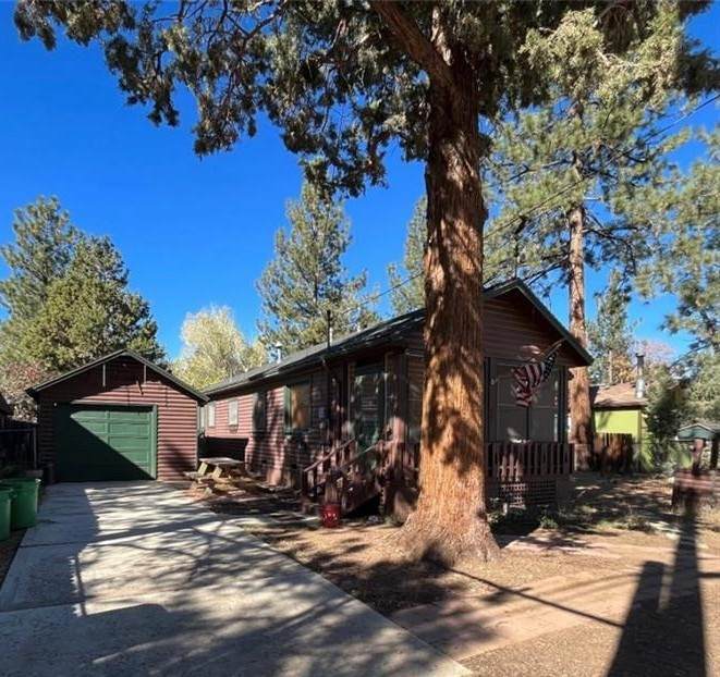 602 Kern - Photo 1