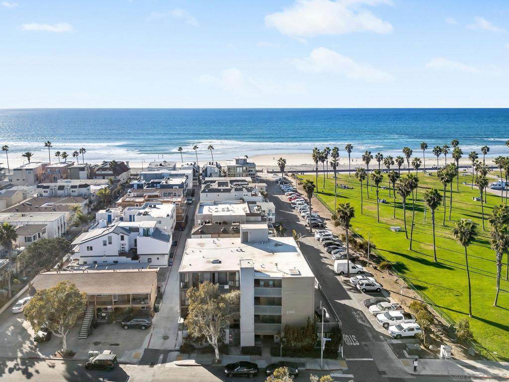 2990 Mission Blvd - Photo 1