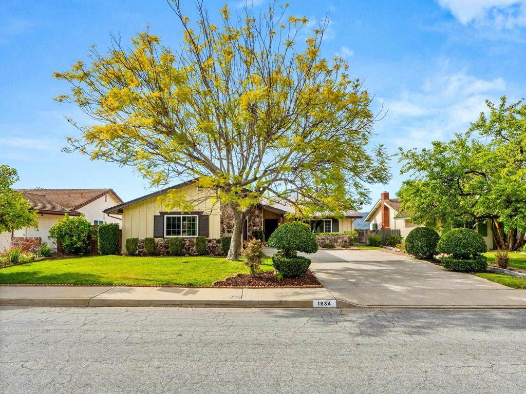 1634 Boyle Avenue - Photo 1