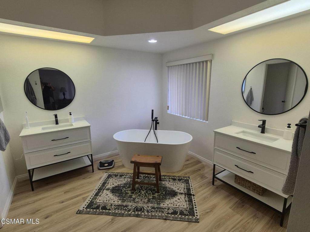 642 Vista Lago Circle - Photo 1