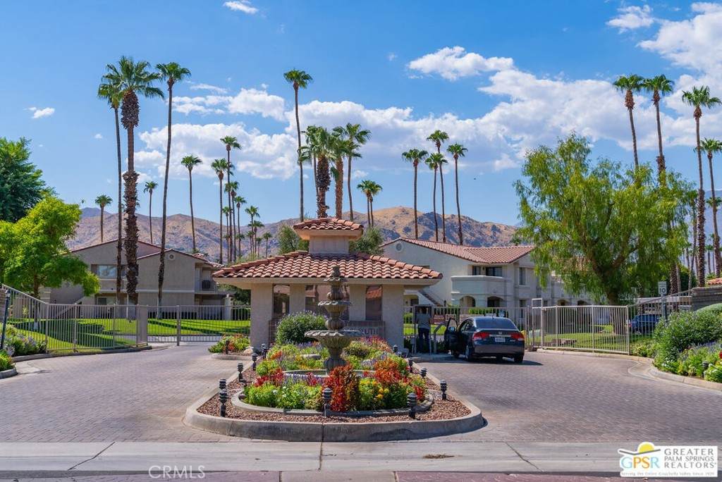 505 Farrell Drive - Photo 1