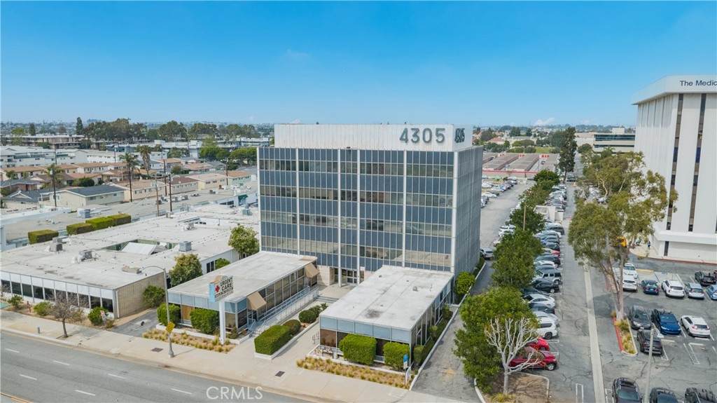 4305 Torrance Boulevard - Photo 1