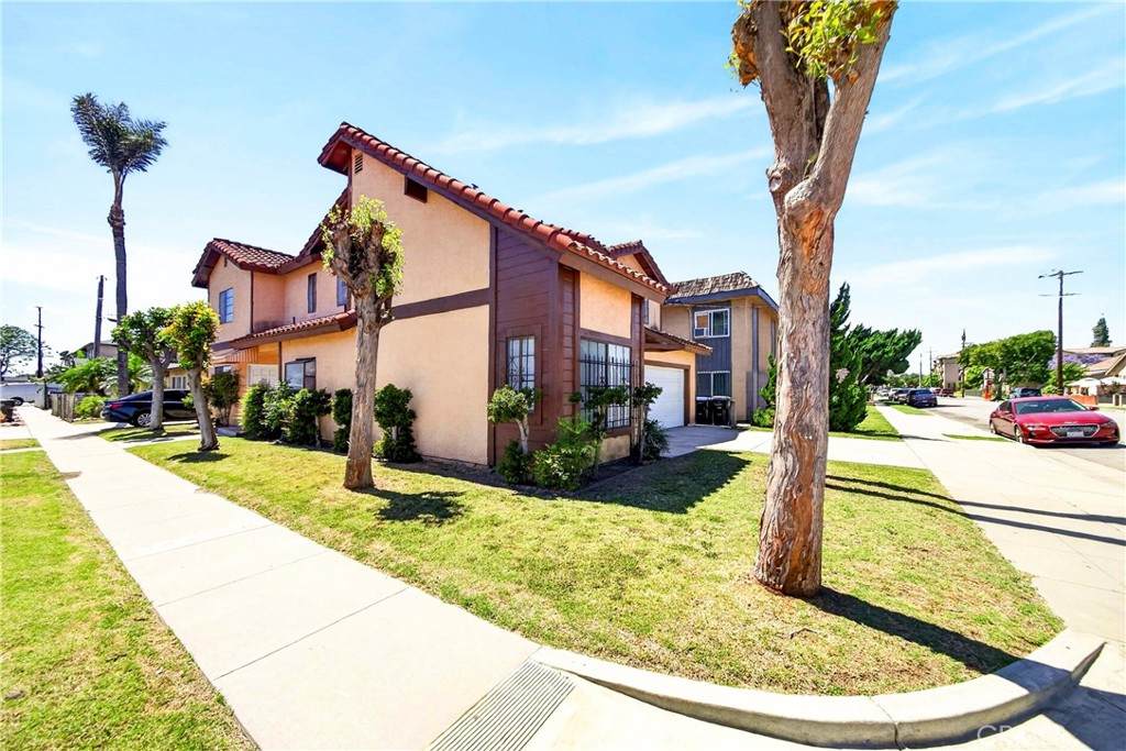 https://bt-photos.global.ssl.fastly.net/socal/orig_boomver_1_427323790-2.jpg