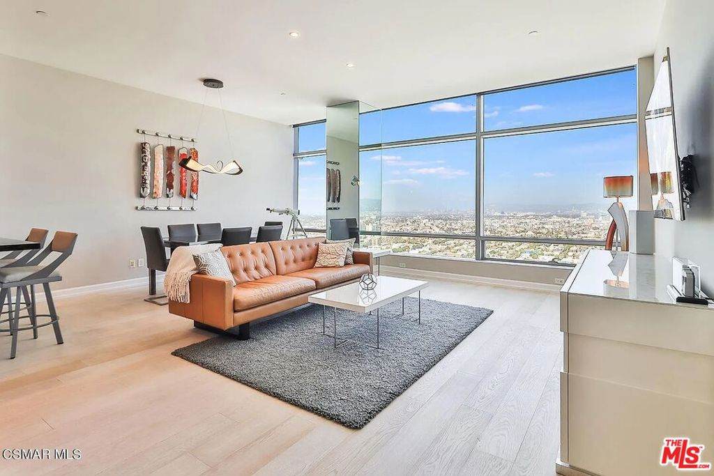 900 Olympic Boulevard - Photo 1