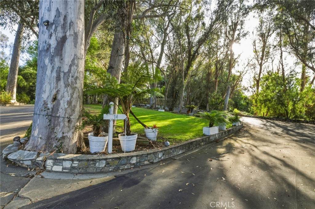 https://bt-photos.global.ssl.fastly.net/socal/orig_boomver_3_427645044-2.jpg
