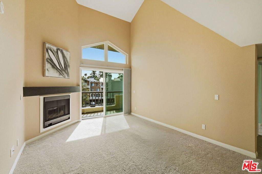 https://bt-photos.global.ssl.fastly.net/socal/orig_boomver_2_428009029-2.jpg