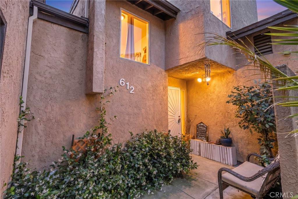 612 Parkview - Photo 1