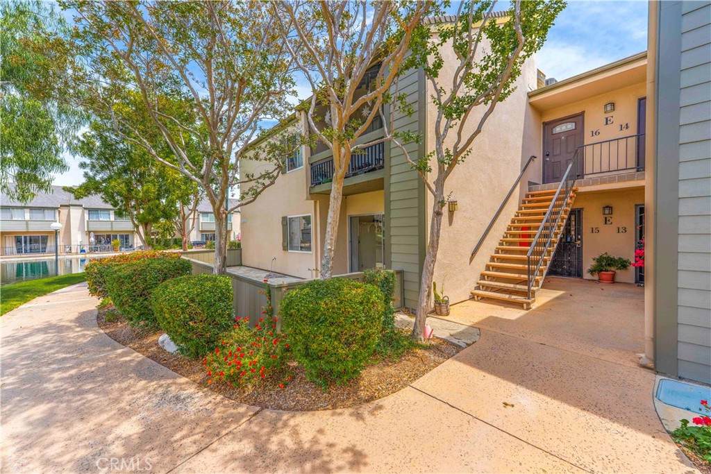 25735 Hogan Drive - Photo 1