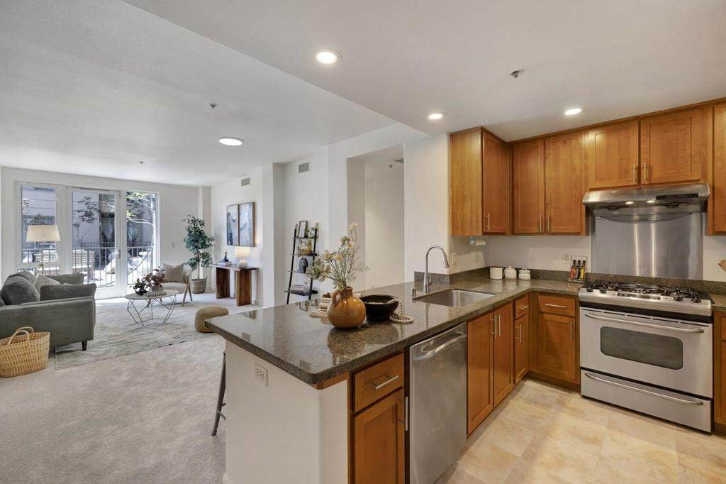 423 7th Street - Photo 1