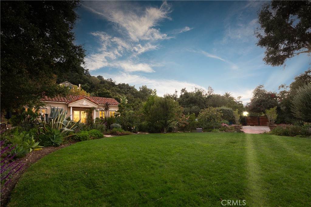 https://bt-photos.global.ssl.fastly.net/socal/orig_boomver_3_428487811-2.jpg