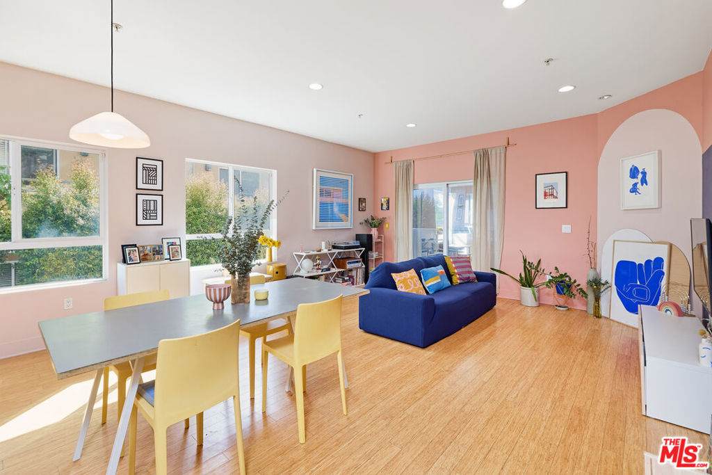 11831 Avon Way - Photo 1