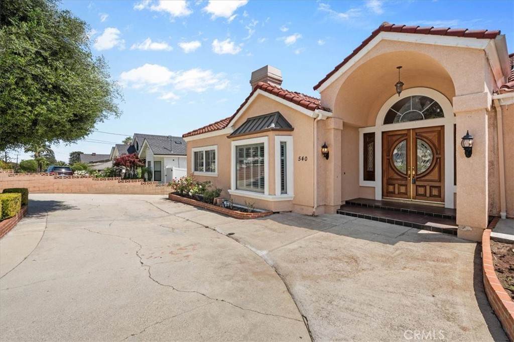https://bt-photos.global.ssl.fastly.net/socal/orig_boomver_2_428687200-2.jpg