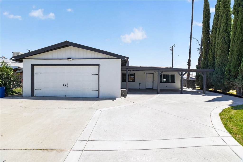 116 Doyle - Photo 1
