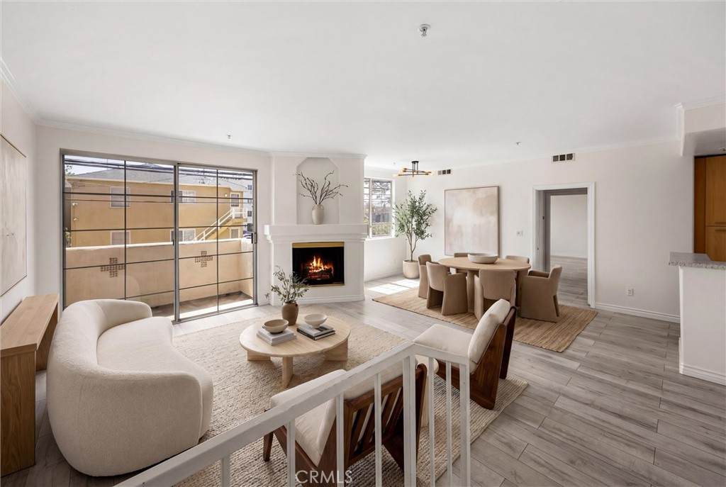 7122 La Tijera Boulevard - Photo 1