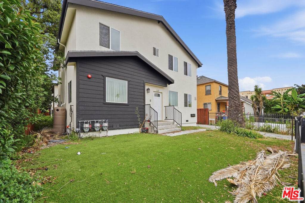 222 80th Street - Photo 1