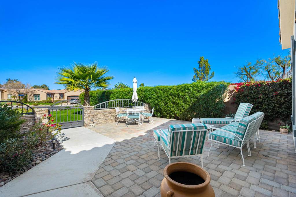 https://bt-photos.global.ssl.fastly.net/socal/orig_boomver_2_428776565-2.jpg