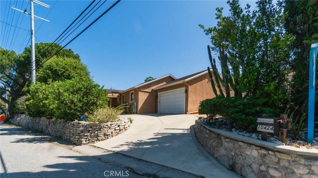 10424 Tujunga Canyon - Photo 1