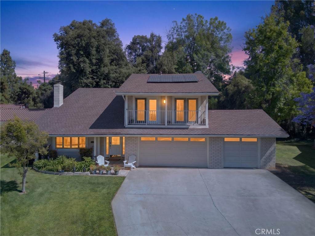 1555 Lynne Court - Photo 1