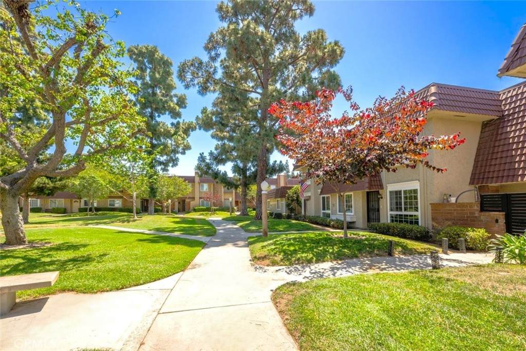 https://bt-photos.global.ssl.fastly.net/socal/orig_boomver_2_428802773-2.jpg