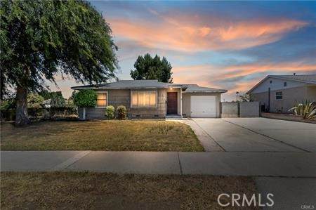 823 Filbert - Photo 1