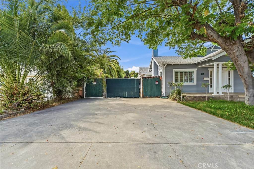 https://bt-photos.global.ssl.fastly.net/socal/orig_boomver_2_428984734-2.jpg