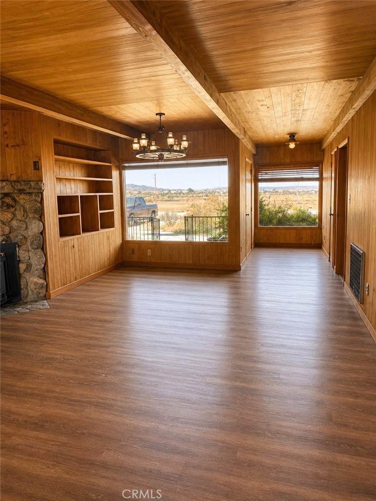 https://bt-photos.global.ssl.fastly.net/socal/orig_boomver_1_429003940-2.jpg