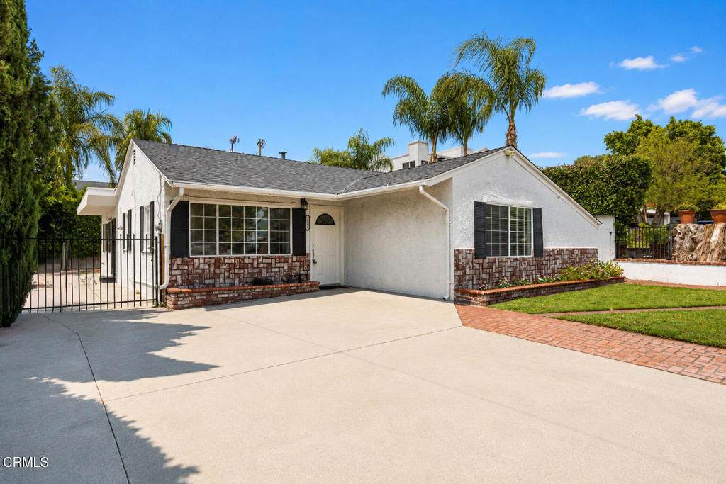 https://bt-photos.global.ssl.fastly.net/socal/orig_boomver_2_429387528-2.jpg