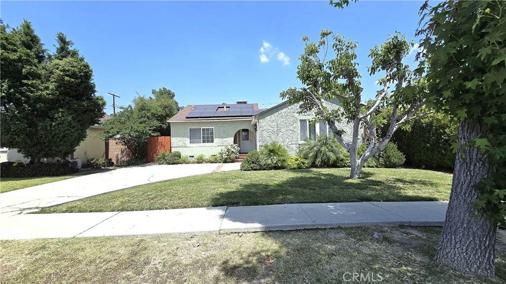 19361 Welby Way - Photo 1