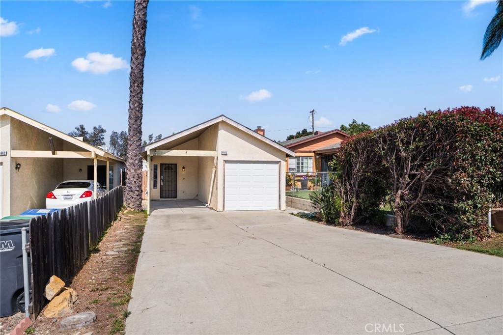 4446 Lugo - Photo 1