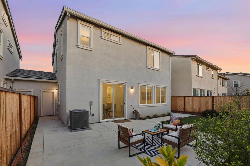 https://bt-photos.global.ssl.fastly.net/socal/orig_boomver_2_429492237-2.jpg