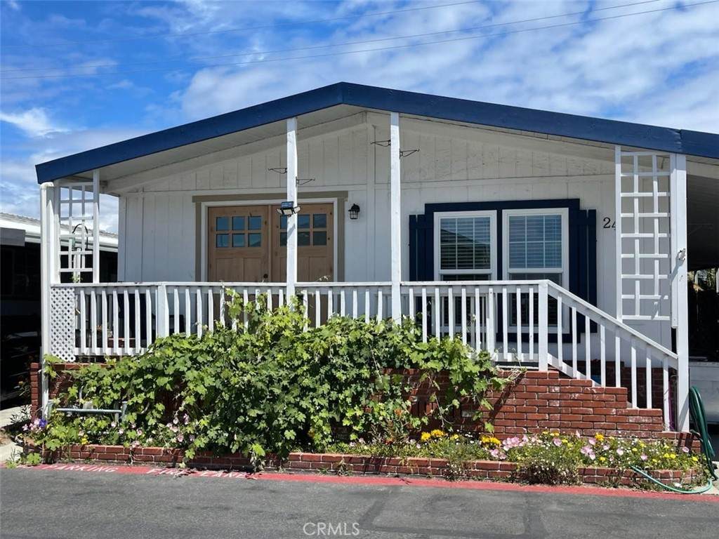 21851 24 Newland - Photo 1