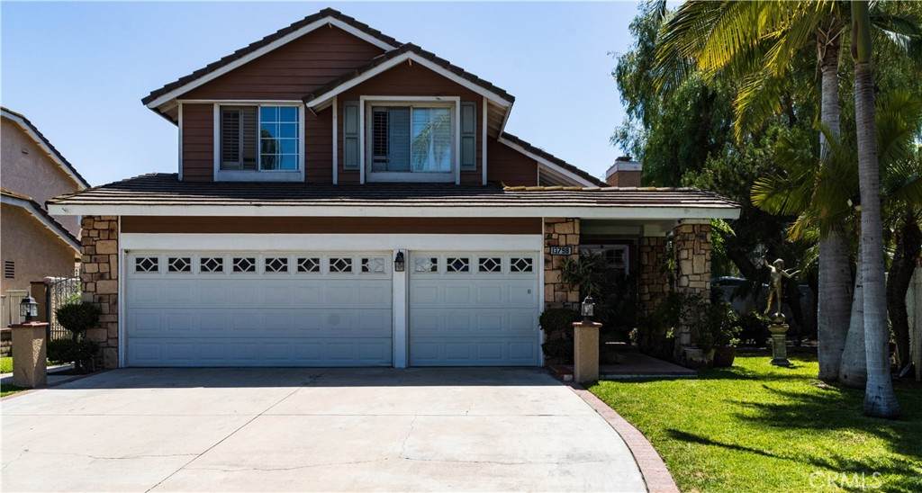 13798 Live Oak - Photo 1