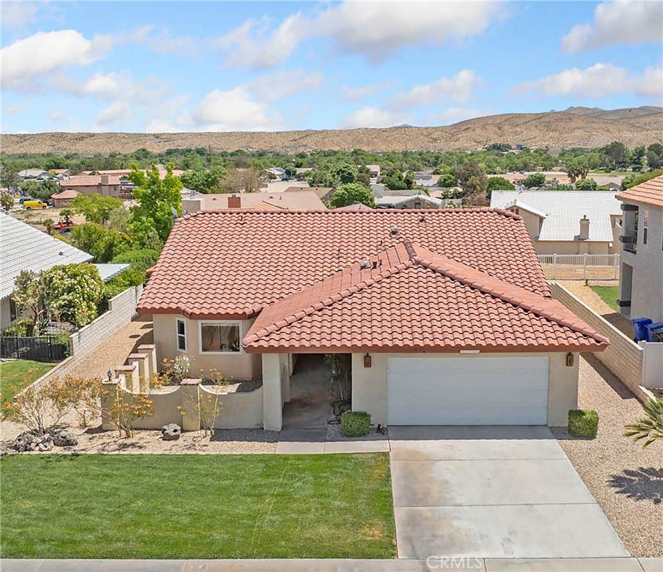 27263 Lakeview - Photo 1