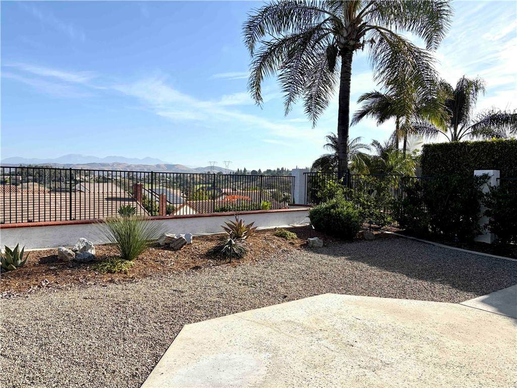 https://bt-photos.global.ssl.fastly.net/socal/orig_boomver_2_429695898-2.jpg