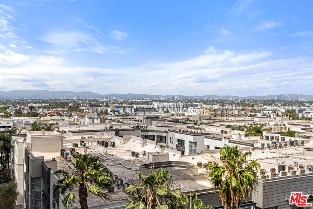 https://bt-photos.global.ssl.fastly.net/socal/orig_boomver_2_429707300-2.jpg