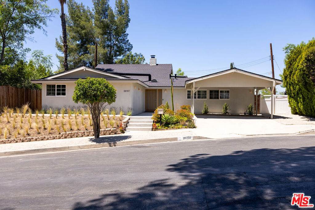 https://bt-photos.global.ssl.fastly.net/socal/orig_boomver_2_429749963-2.jpg